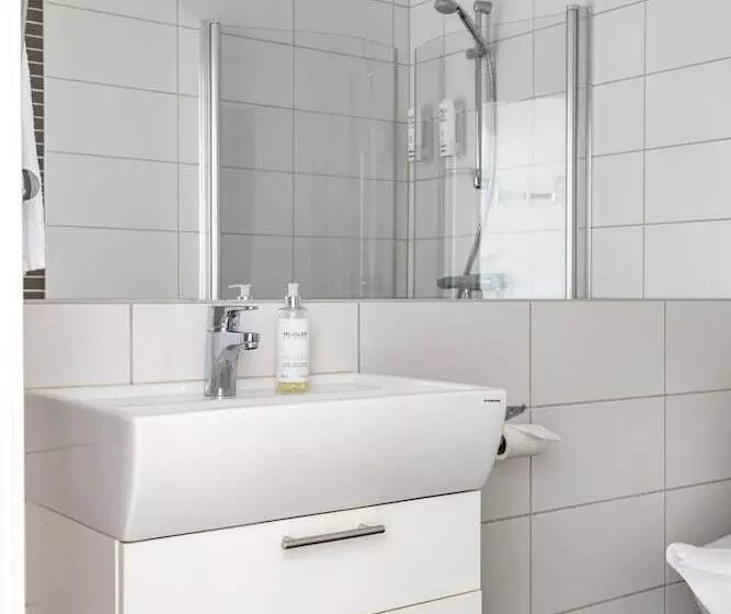 Otel Bryggan Fjallbacka