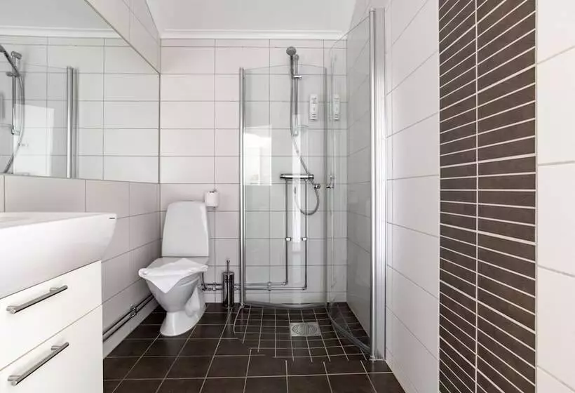 Otel Bryggan Fjallbacka