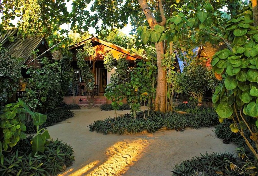 Hotel Haad Chao Phao Resort