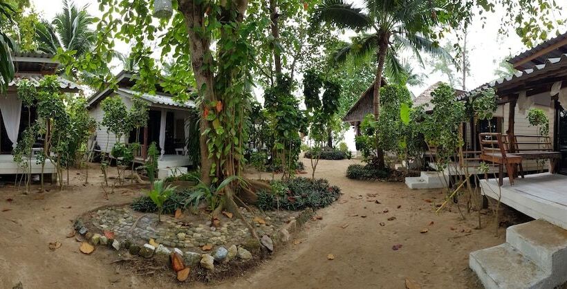 Hotel Haad Chao Phao Resort