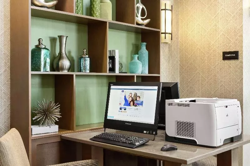 호텔 Hampton Inn & Suites Minooka