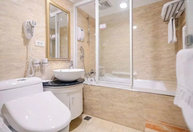 Kiwi Hotel Mrt Wenxin Branch