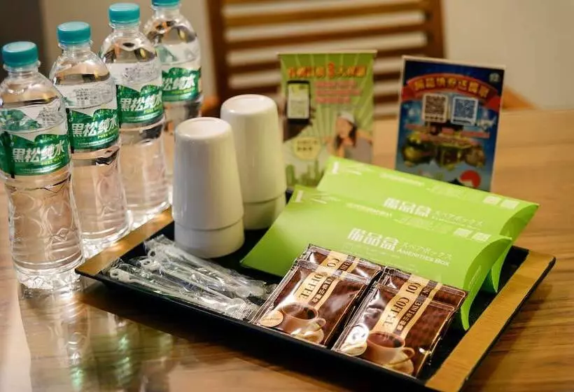 Kiwi Hotel Mrt Wenxin Branch