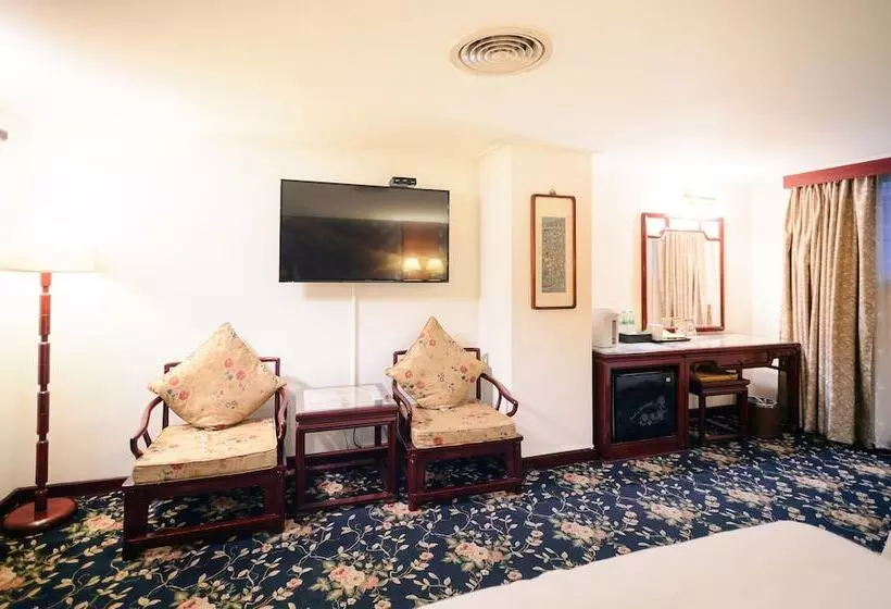 Kiwi Hotel Mrt Wenxin Branch