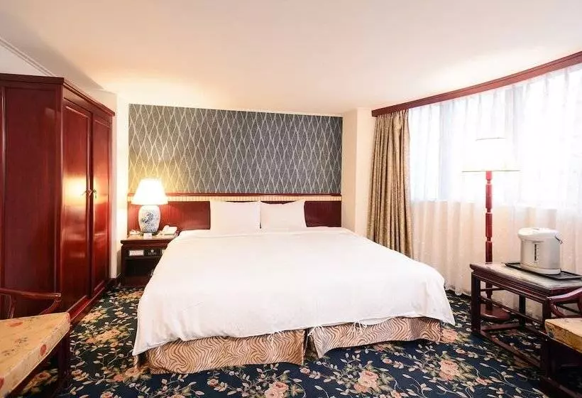 Kiwi Hotel Mrt Wenxin Branch