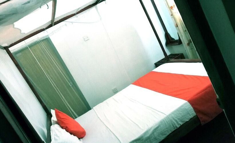 Отель Ocean Voyage