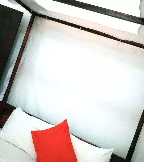 בית מלון כפרי Ocean Voyage