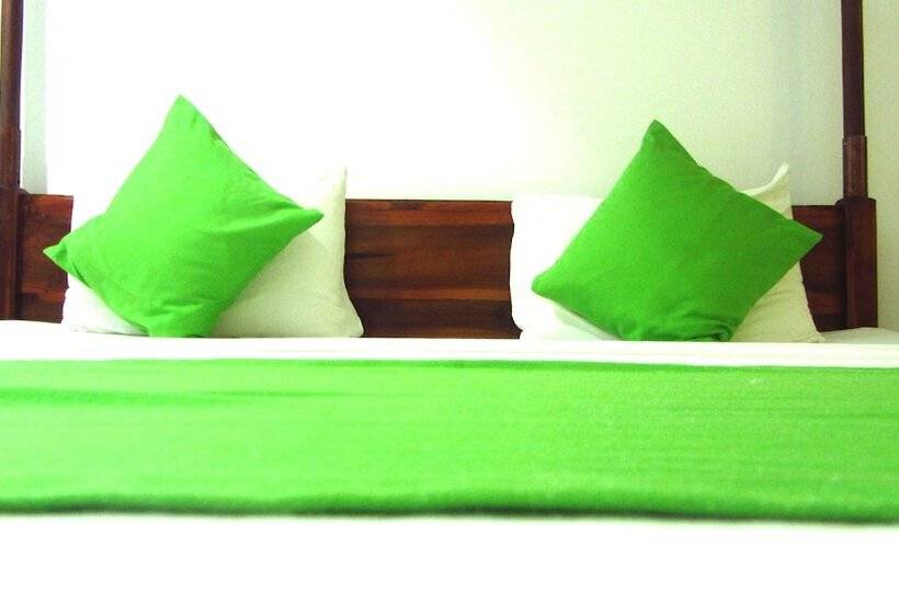 Отель Ocean Voyage