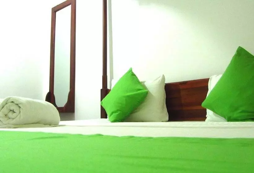 בית מלון כפרי Ocean Voyage