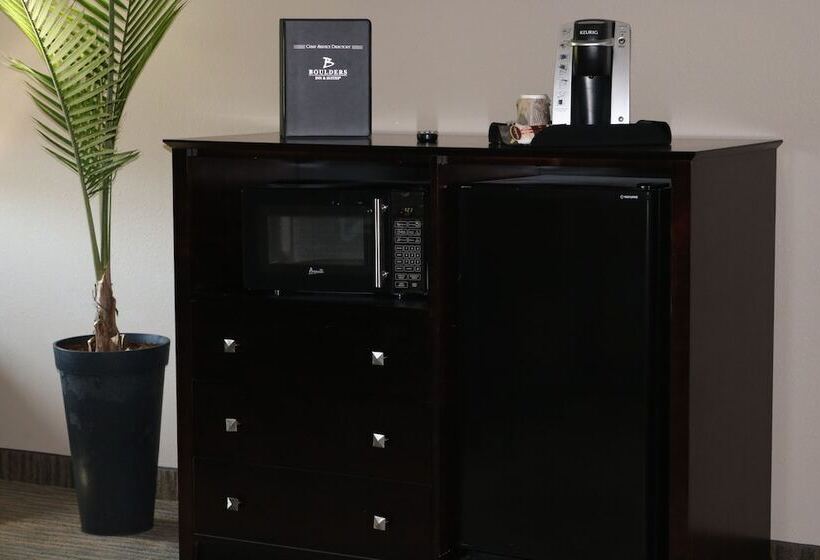 Qube Hotel Polk City