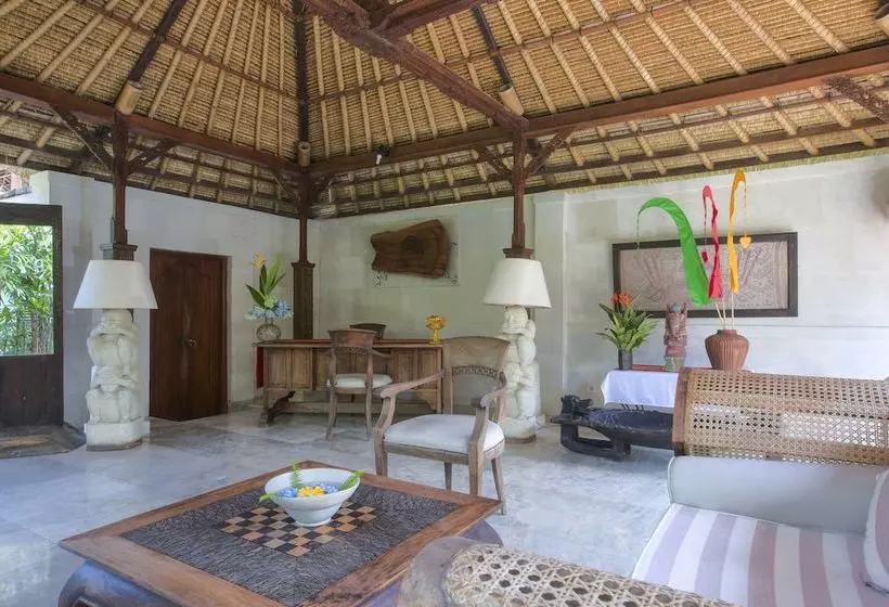 酒店 Royal Villa Jepun