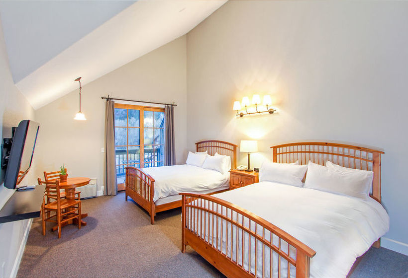 בית מלון כפרי The Angler Inn