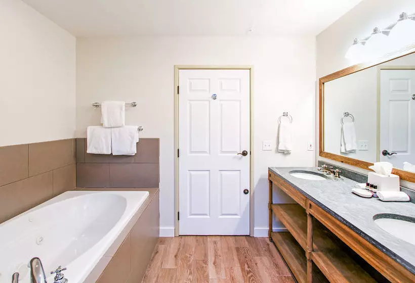 Hotel The Angler Inn