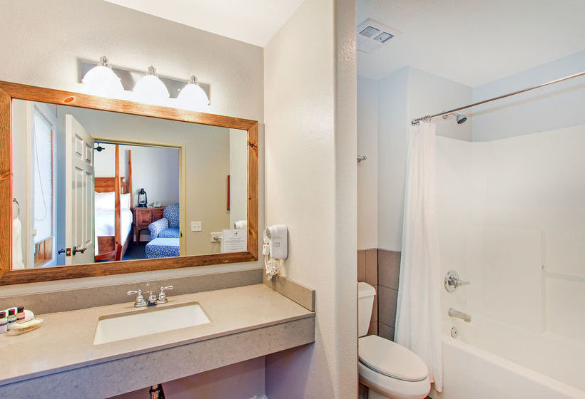 בית מלון כפרי The Angler Inn