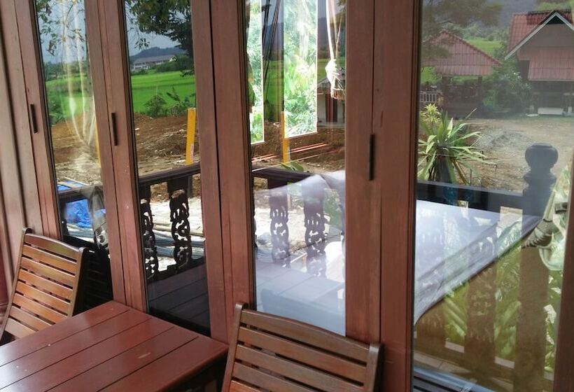 فندق Vang Vieng Sunrise View Resort