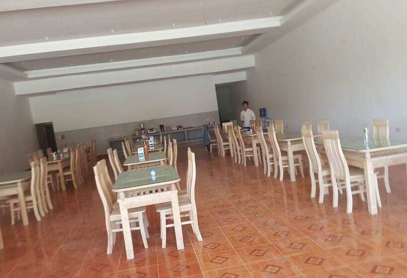 فندق Vang Vieng Sunrise View Resort