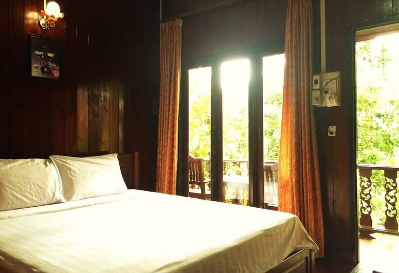 فندق Vang Vieng Sunrise View Resort