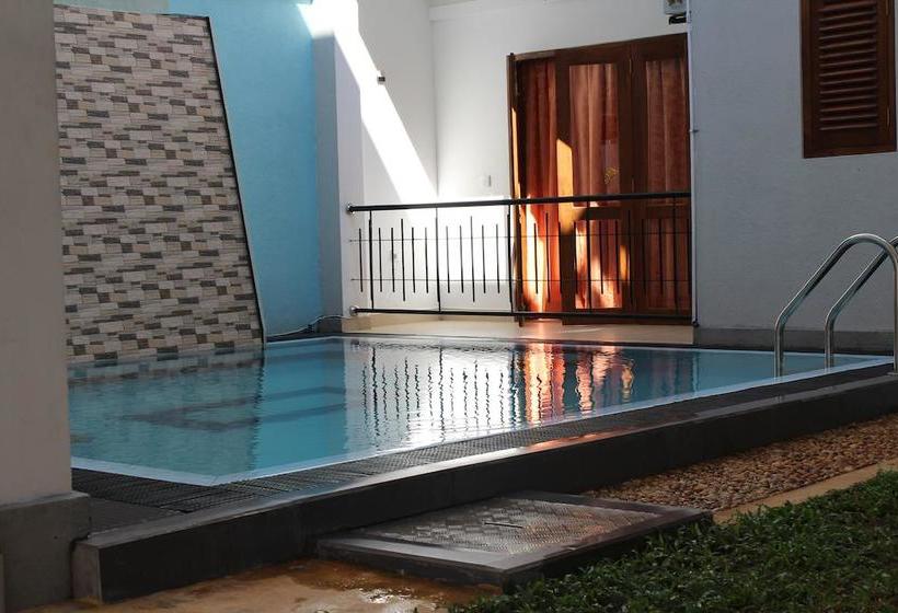 ホテル Wimals Resort