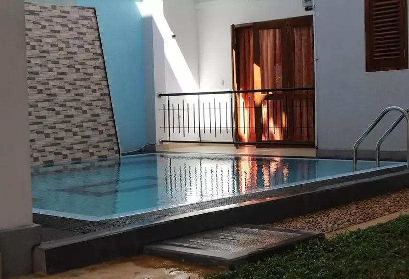 ホテル Wimals Resort