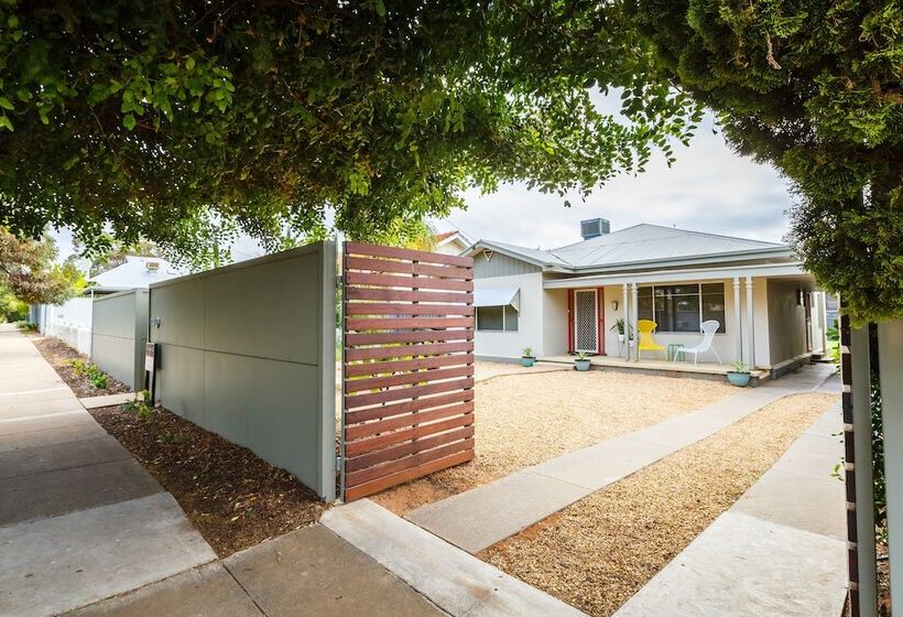 Indulge Homes   77 Olive