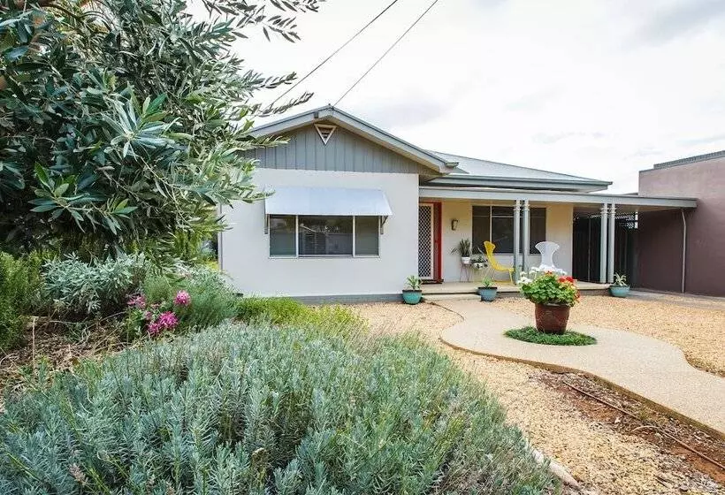 Indulge Homes   77 Olive