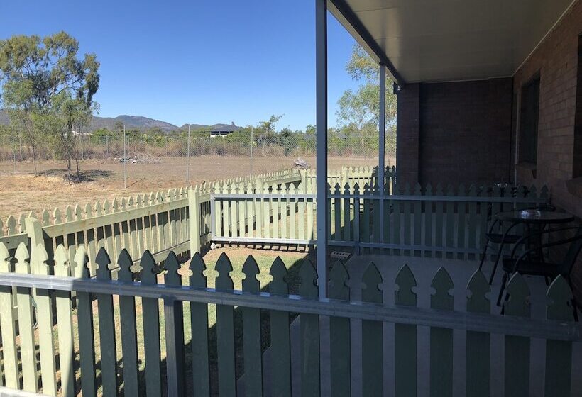 모텔 True Blue Motor Inn