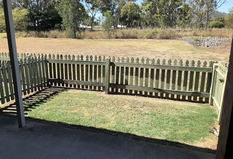 모텔 True Blue Motor Inn