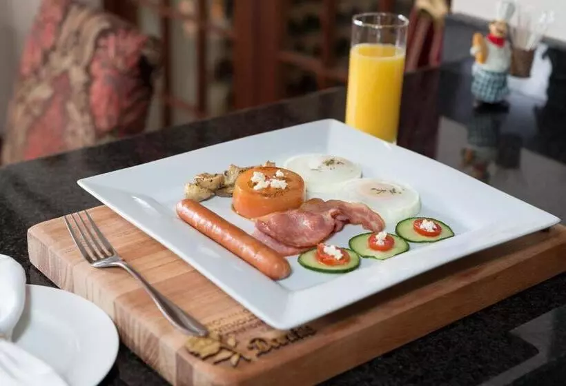 Пансион Bohemian Guesthouse Pretoria