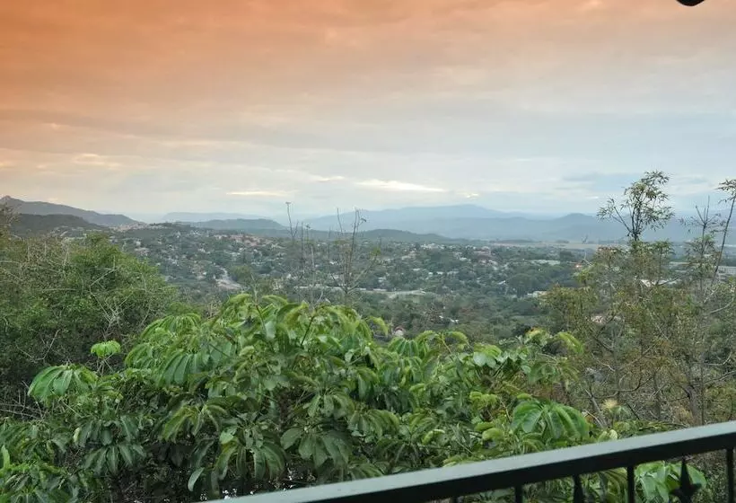 膳宿费 Sunset Manor