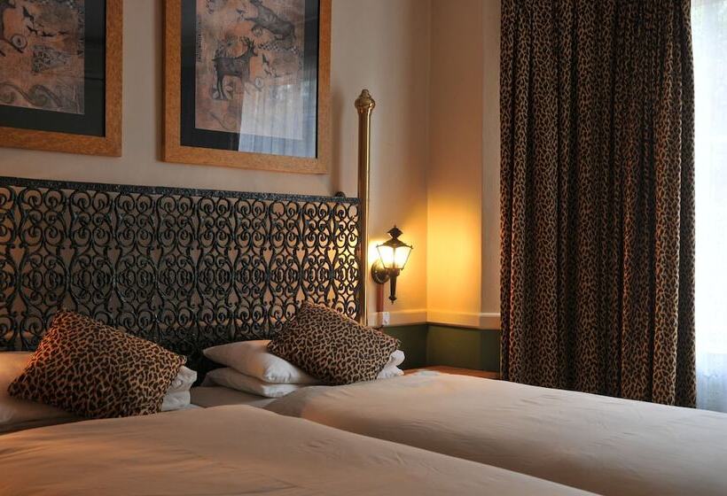 פנסיון Sunset Manor