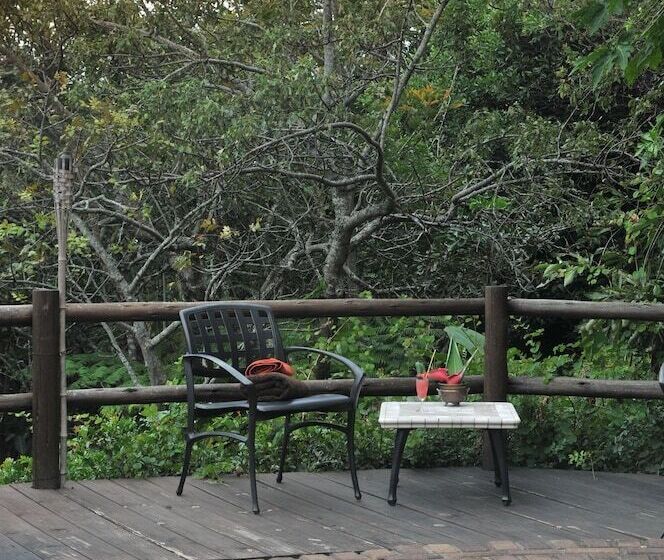 פנסיון Sunset Manor