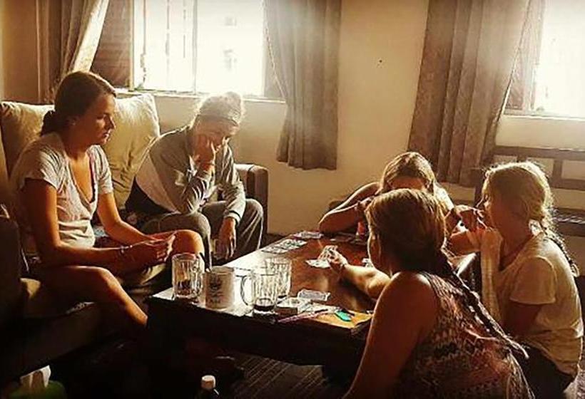 旅馆 1981 Guest House