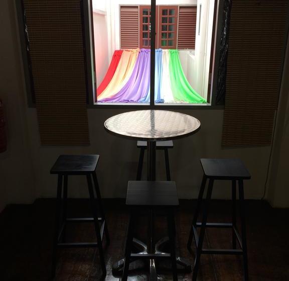 旅馆 1981 Guest House