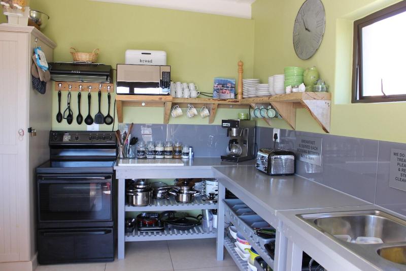 הוסטל @ Rosie S