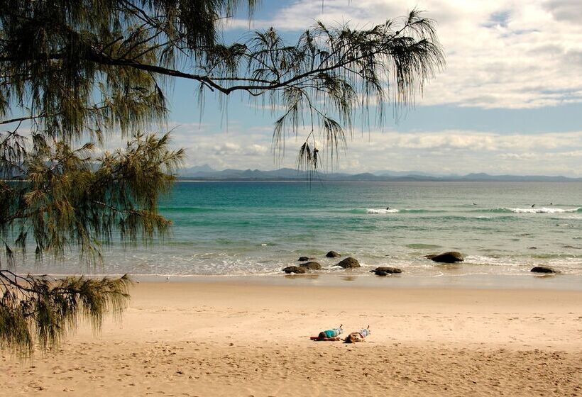 Bed and Breakfast Cavvanbah Beach House