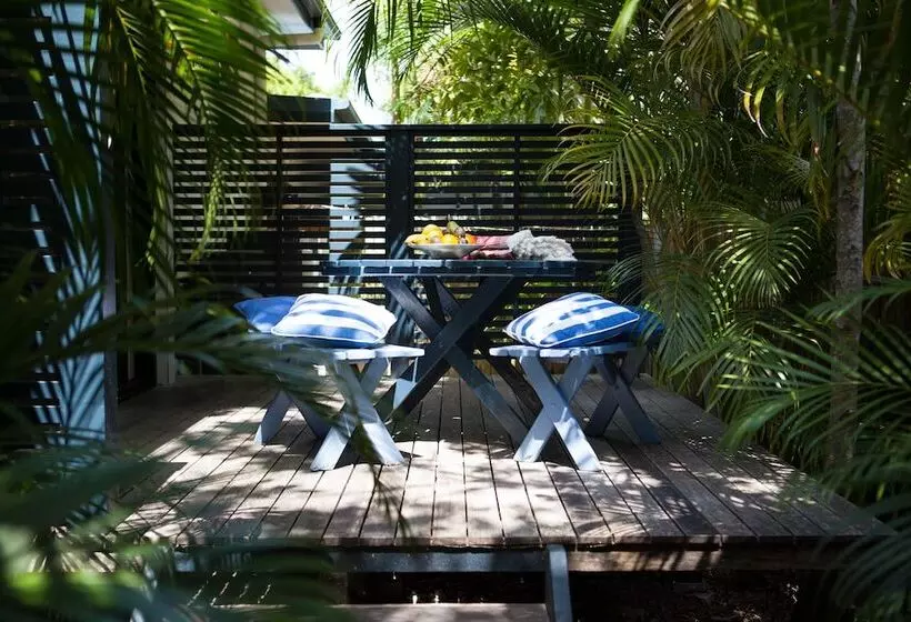 住宿加早餐  Cavvanbah Beach House