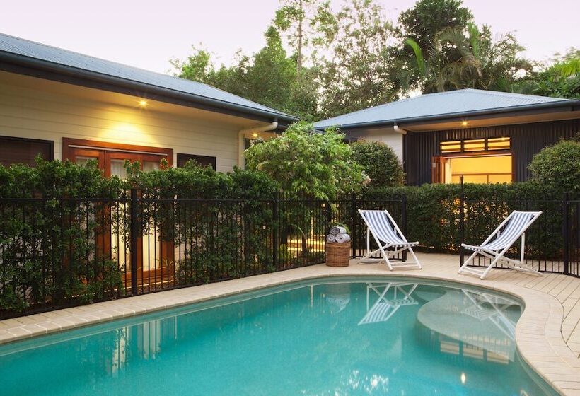 Bed and Breakfast Cavvanbah Beach House