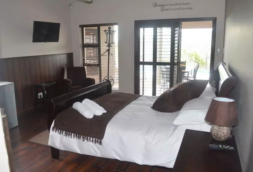 Bed and Breakfast Cloud 9 On George Randall Drive