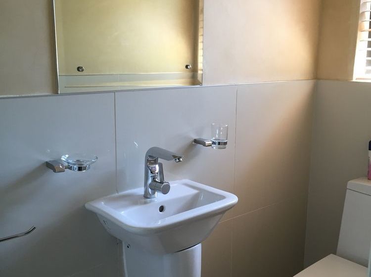 تختخواب و صبحانه Cloud 9 On George Randall Drive