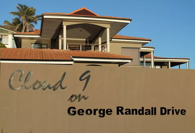Bed and Breakfast Cloud 9 On George Randall Drive