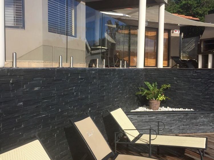 تختخواب و صبحانه Cloud 9 On George Randall Drive