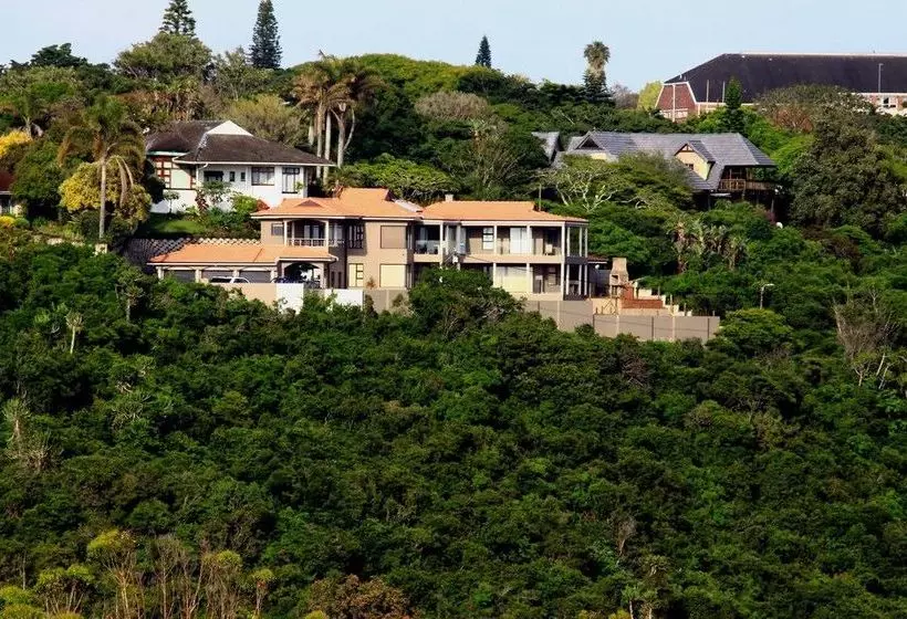 Bed and Breakfast Cloud 9 On George Randall Drive