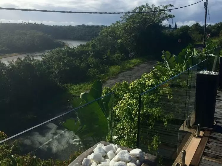 Bed and Breakfast Cloud 9 On George Randall Drive