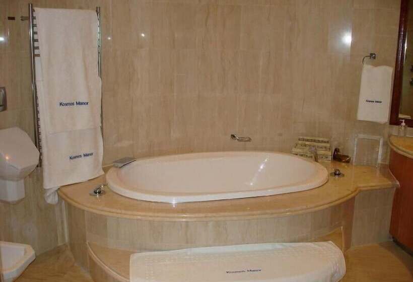 مبيت وإفطار Kosmos Manor