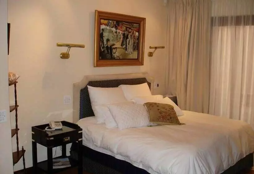 Aamiaismajoitus (B&B) Kosmos Manor