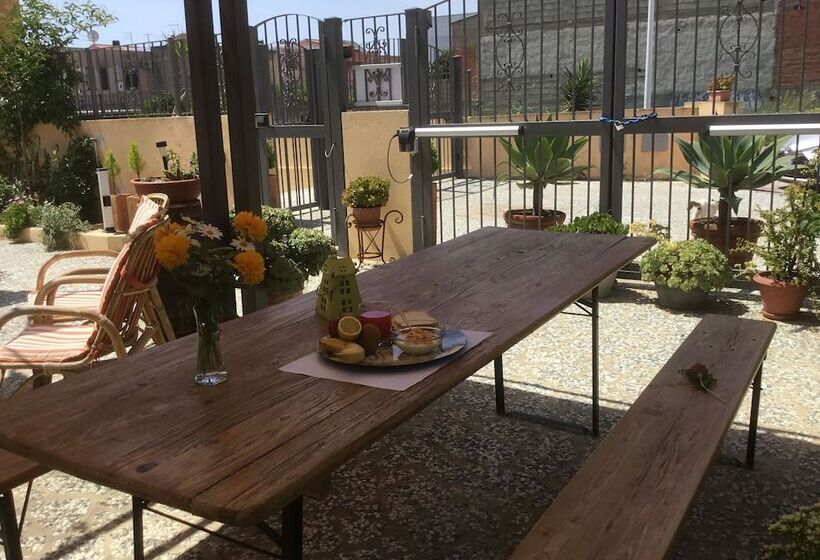 ベッドアンドブレックファースト Sun&sardinia