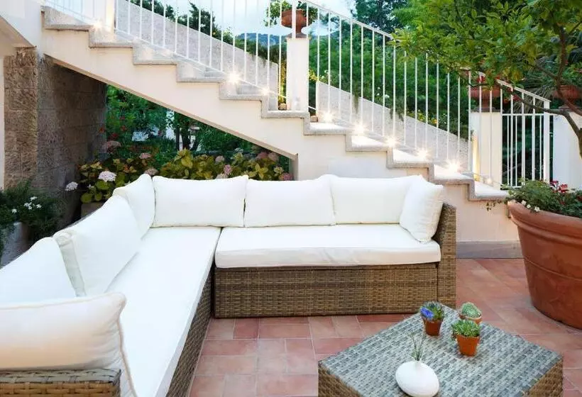Aamiaismajoitus (B&B) Villa Don Camillo
