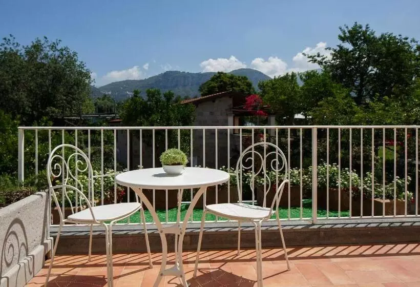 Aamiaismajoitus (B&B) Villa Don Camillo