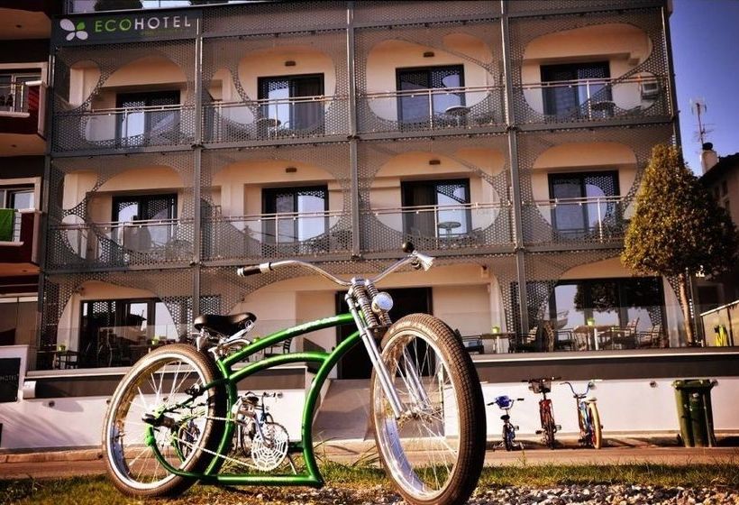 ホテル Eco Paralia