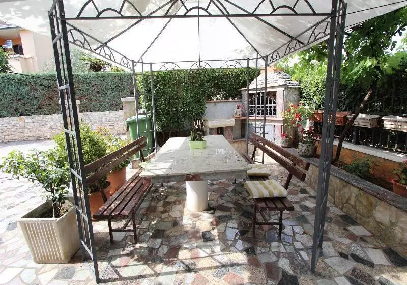 בית מלון כפרי Apartment Divna